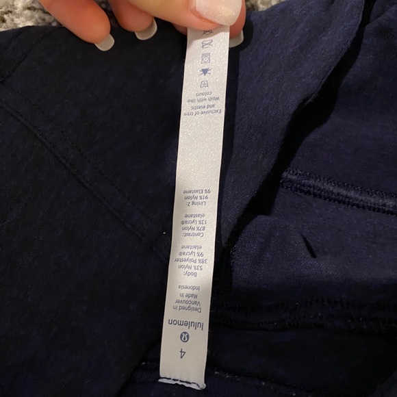 Special edition lululemon leggings - Picture 5 of 5